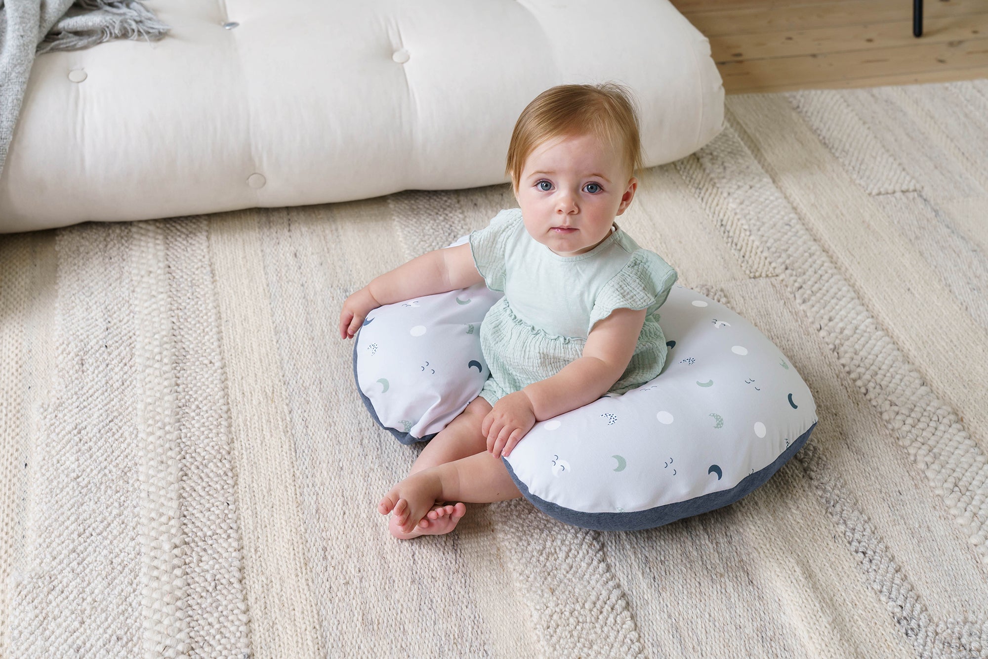 Doomoo Softy: Organic Cotton Small 2-in-1 Multi-Functional Pillow for Nursing and Lounging