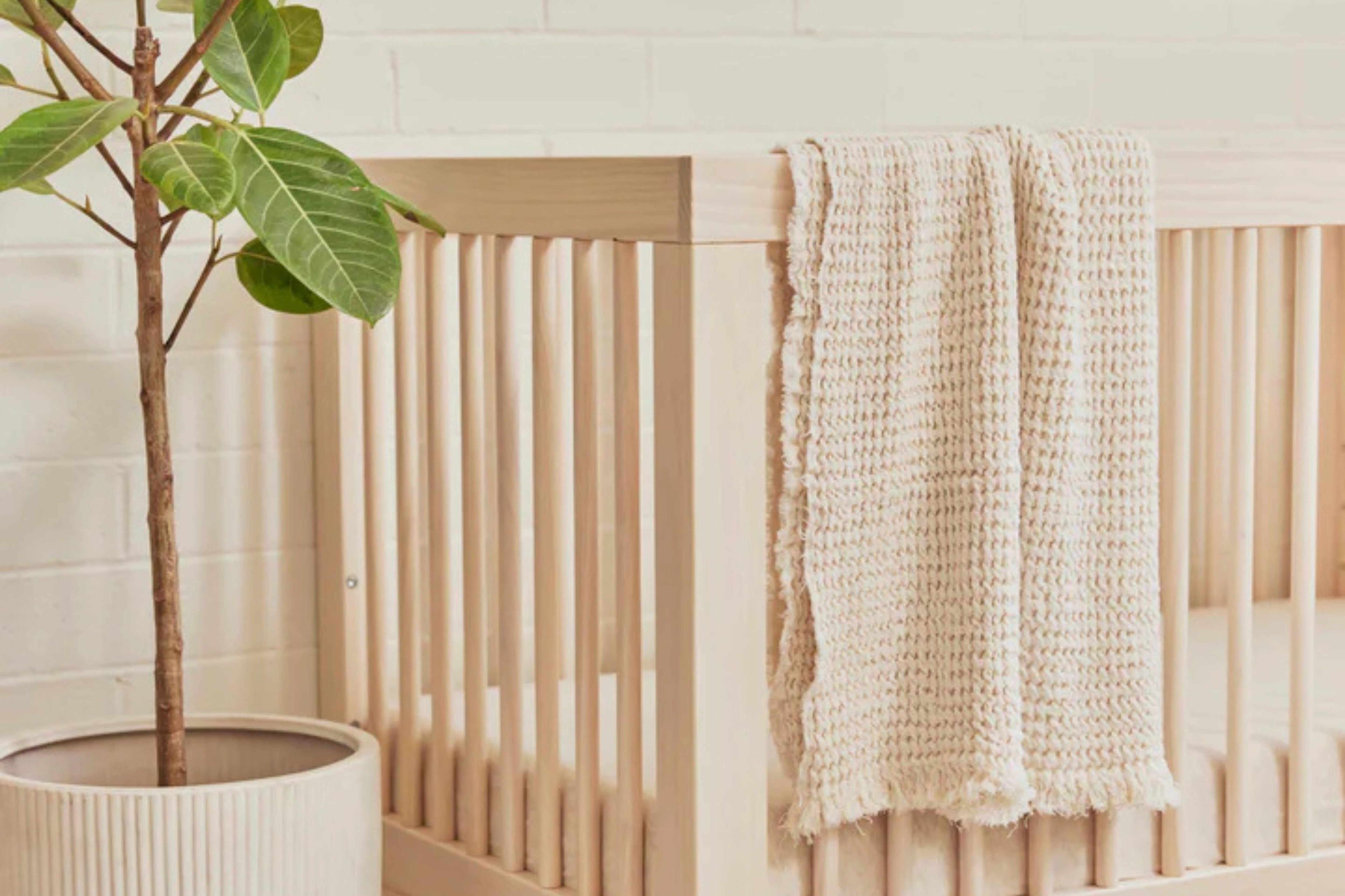 babyletto hudson crib washed#color_washed-natural