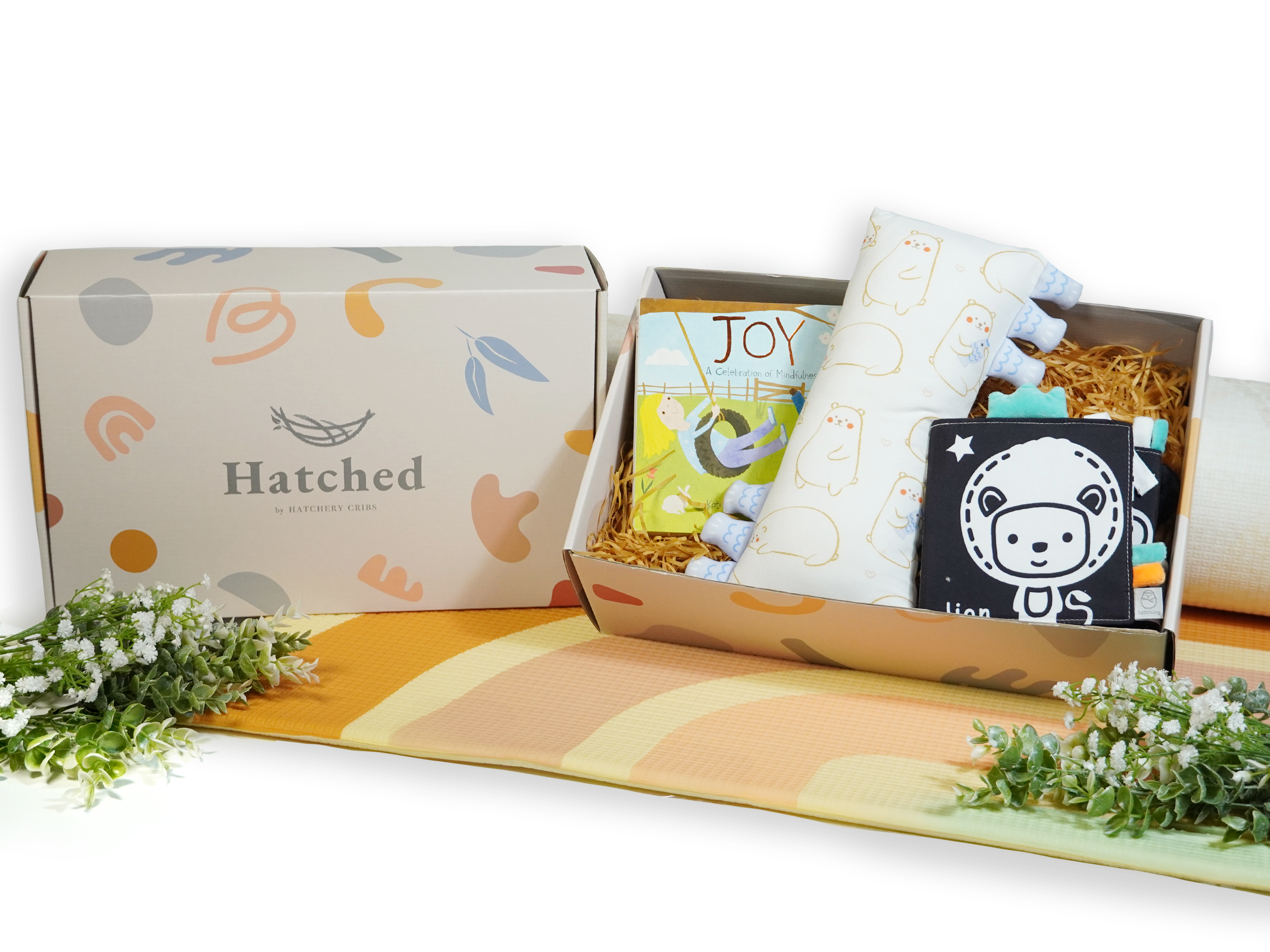 baby gift set for tummy time playmat