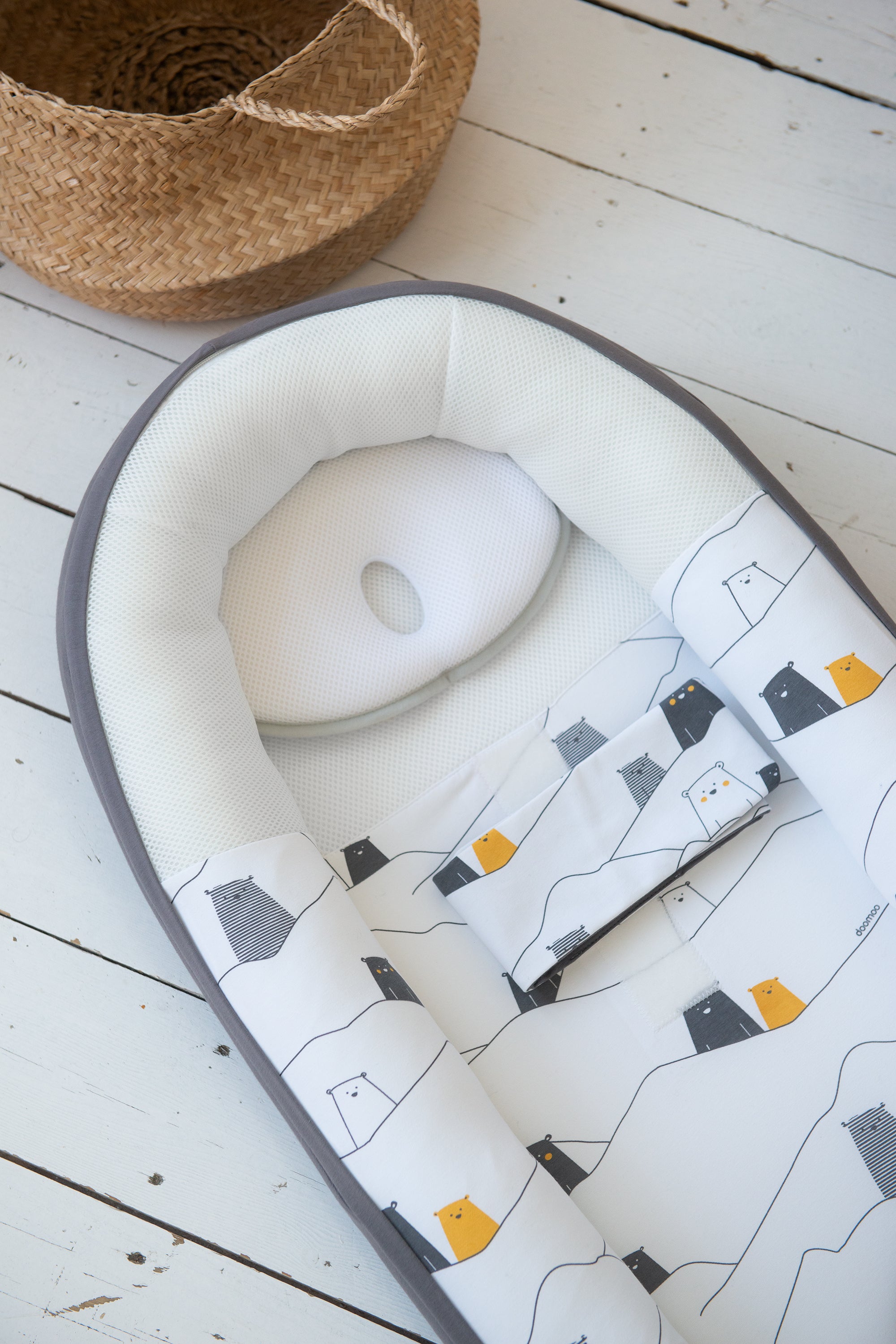 doomoo cocoon organic cotton babynest bear grey color_bear-grey