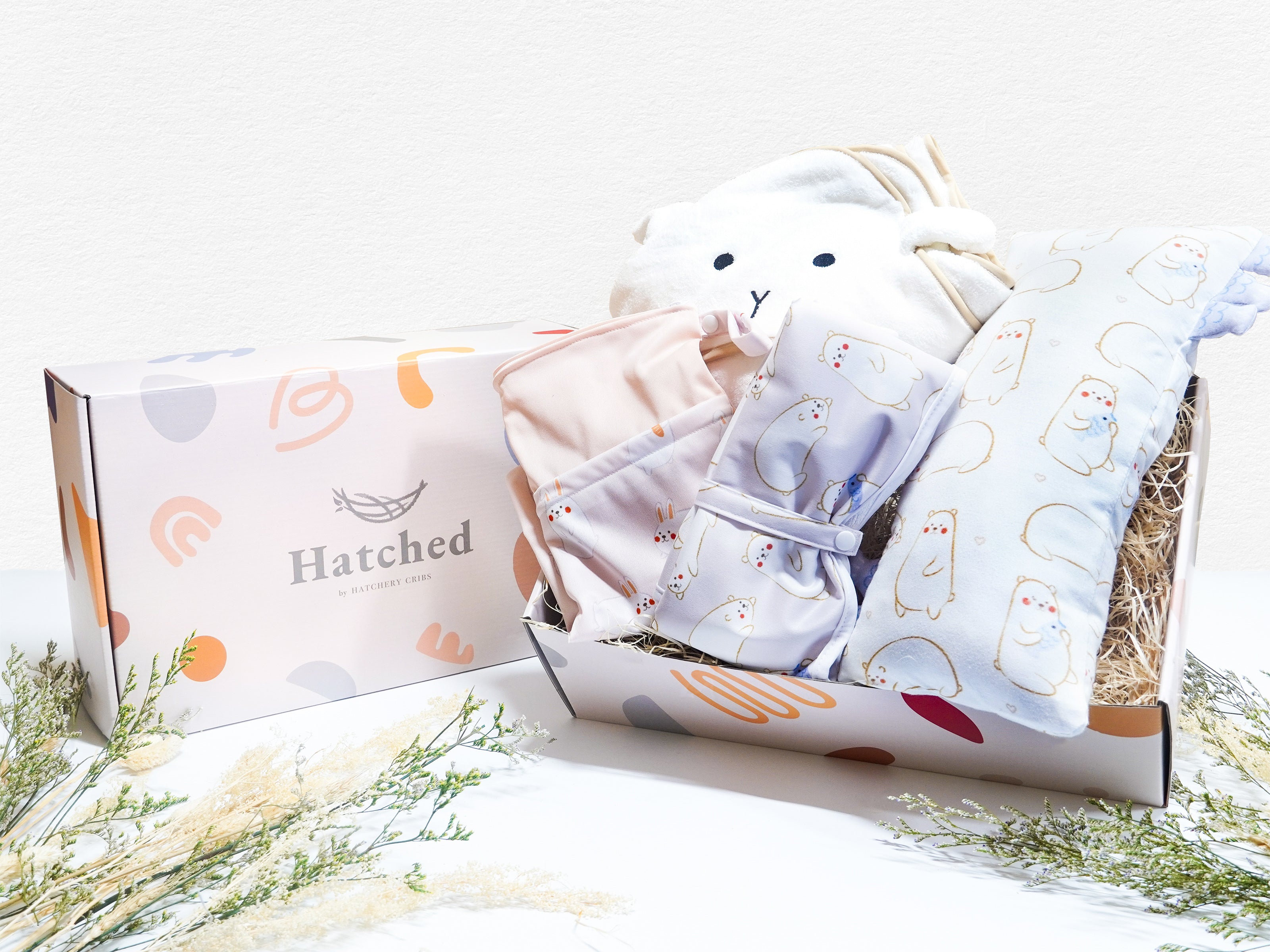 snuggle me gift set with hatched box