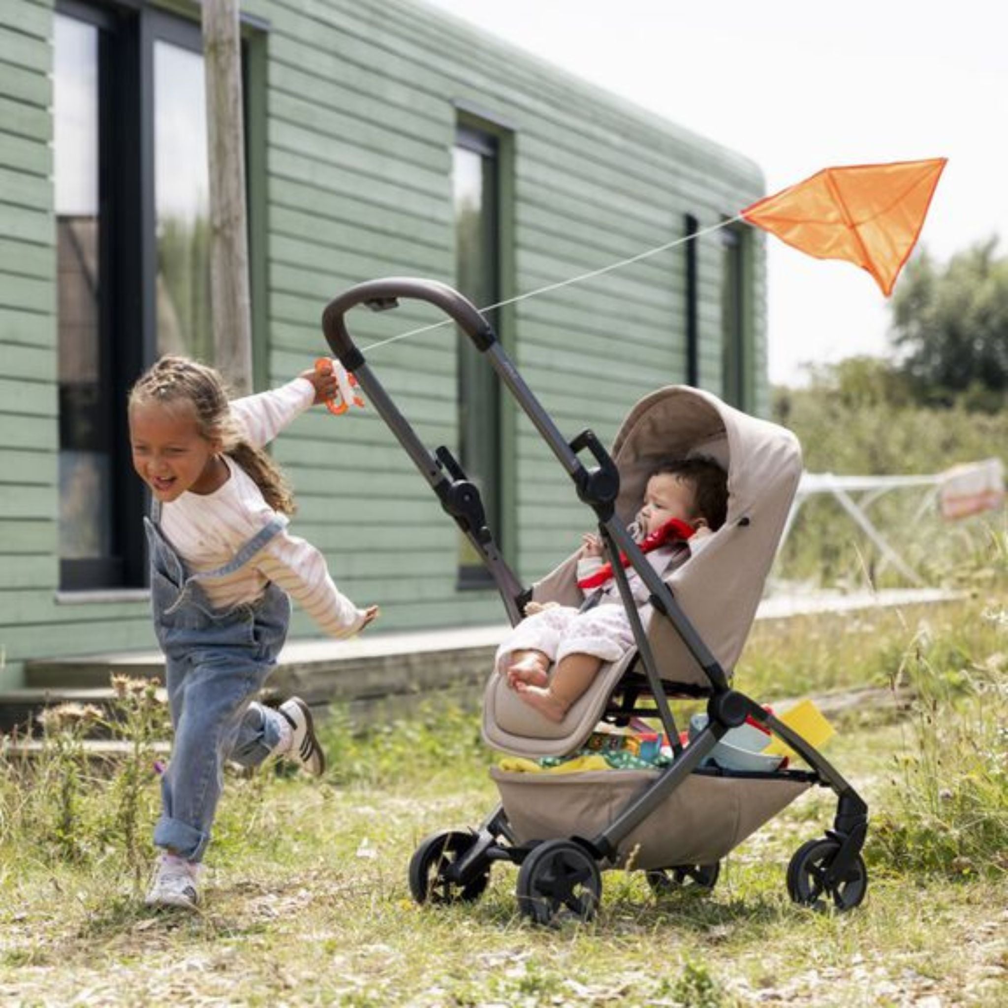Joolz Aer² Nest to Seat #color_sandy-taupe