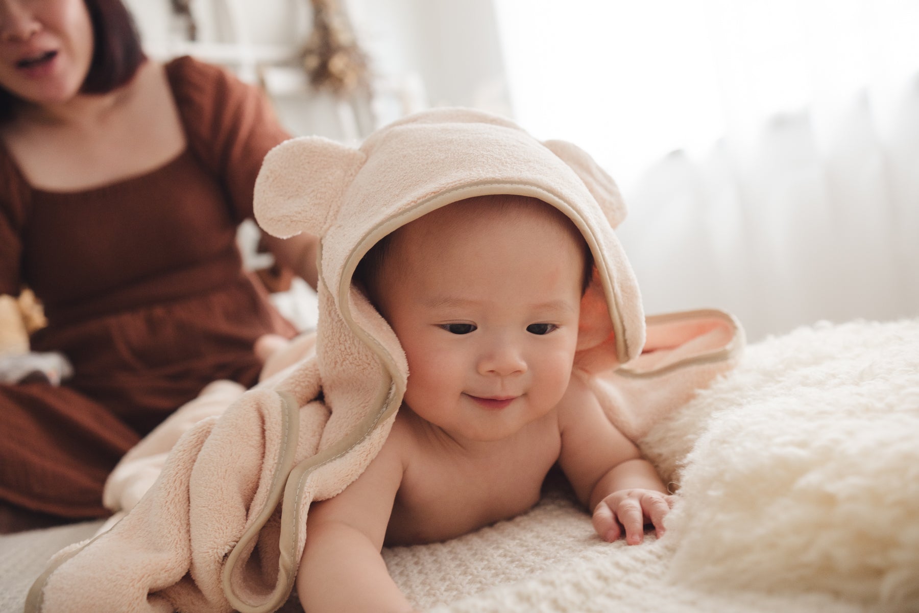 Lollibly Hooded Bath Towel (Cream)