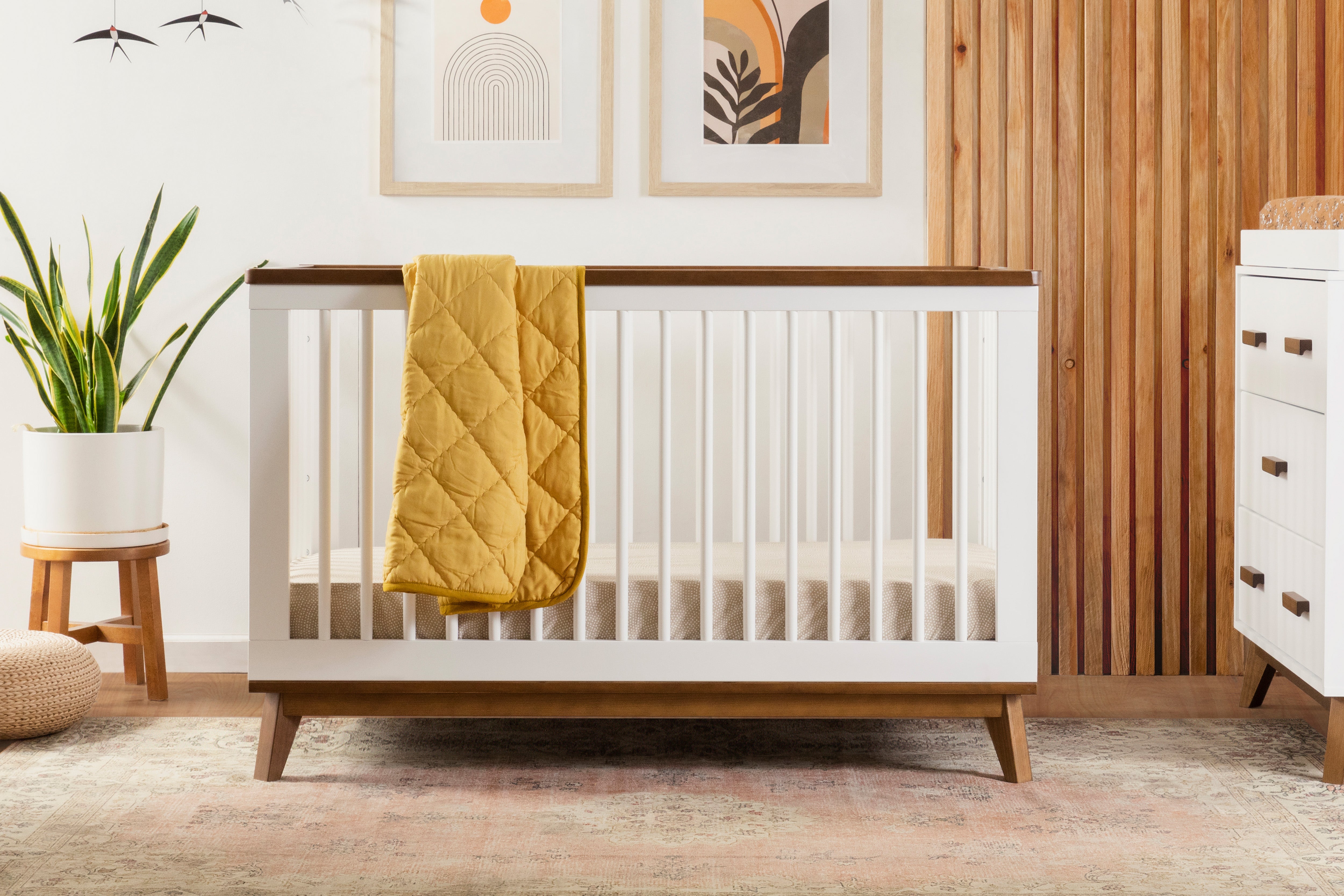 Babyletto Scoot Crib White Walnut#color_white-and-walnut