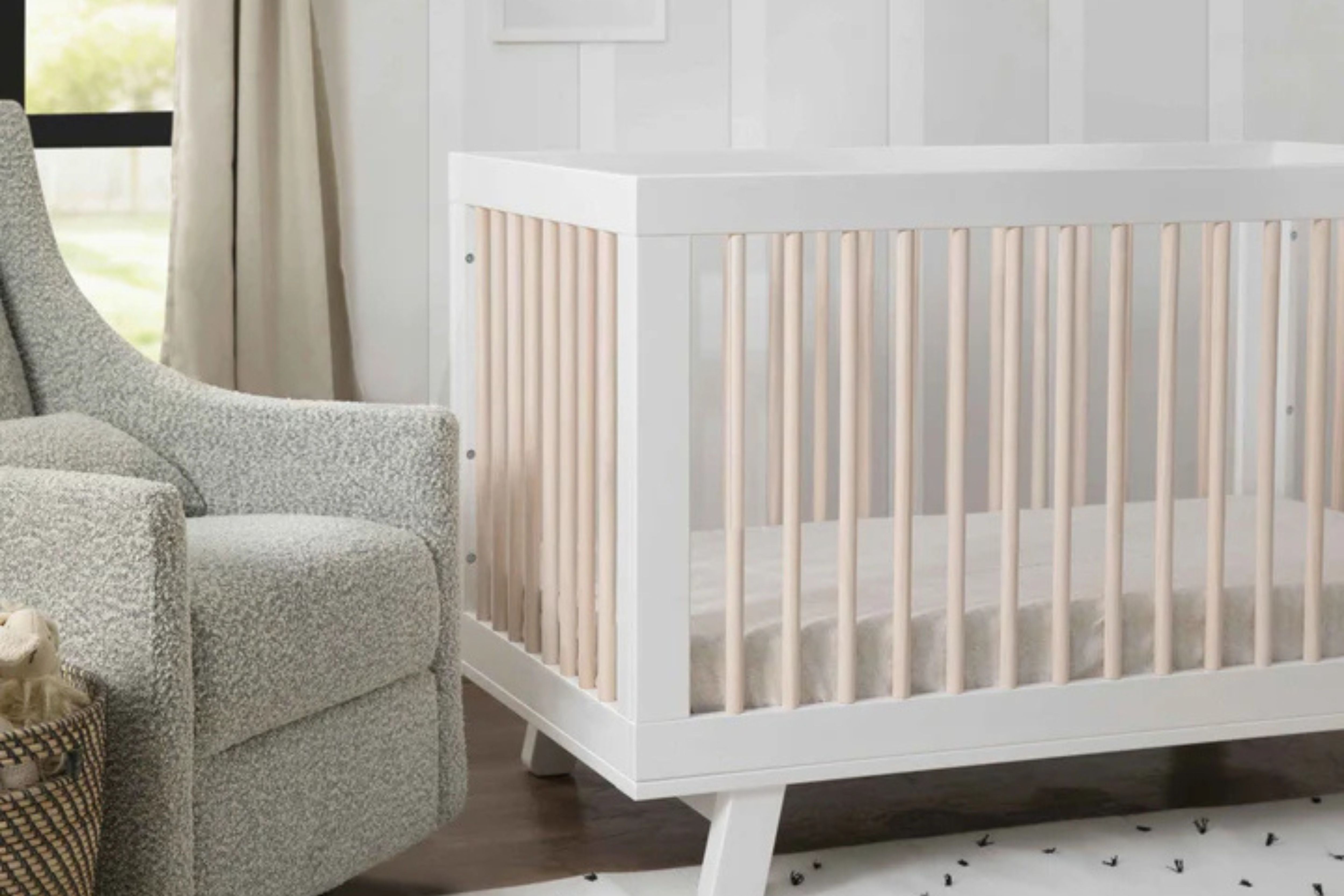 babyletto hudson crib white washed#color_white-and-washed
