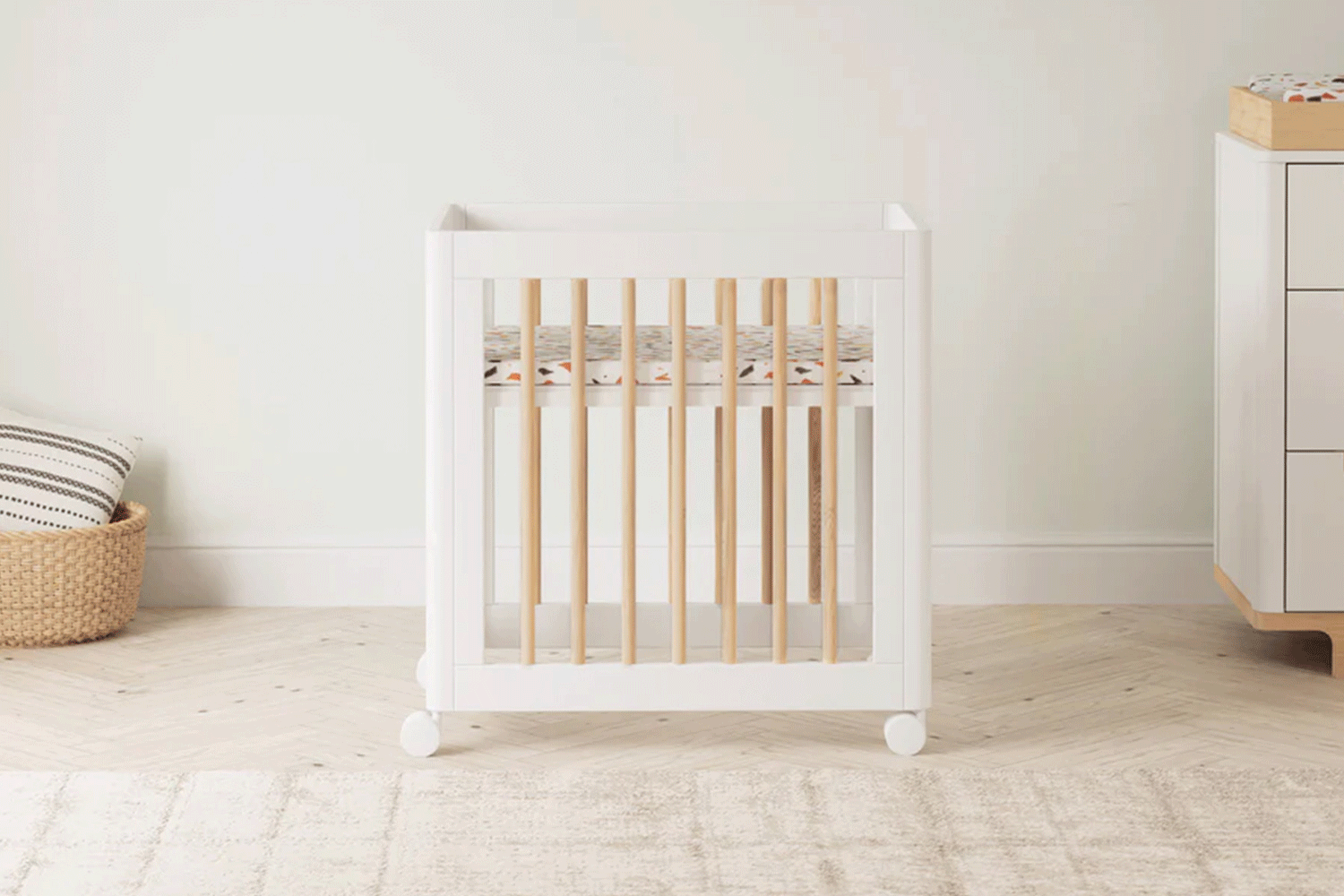 Babyletto Yuzu 8-in-1 Convertible Crib White And Natural#color_white-and-natural