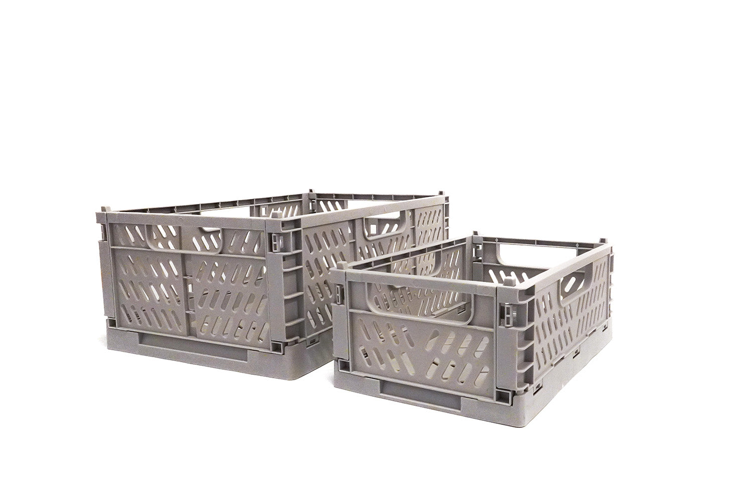 small and medium hatchling ez crate in grey