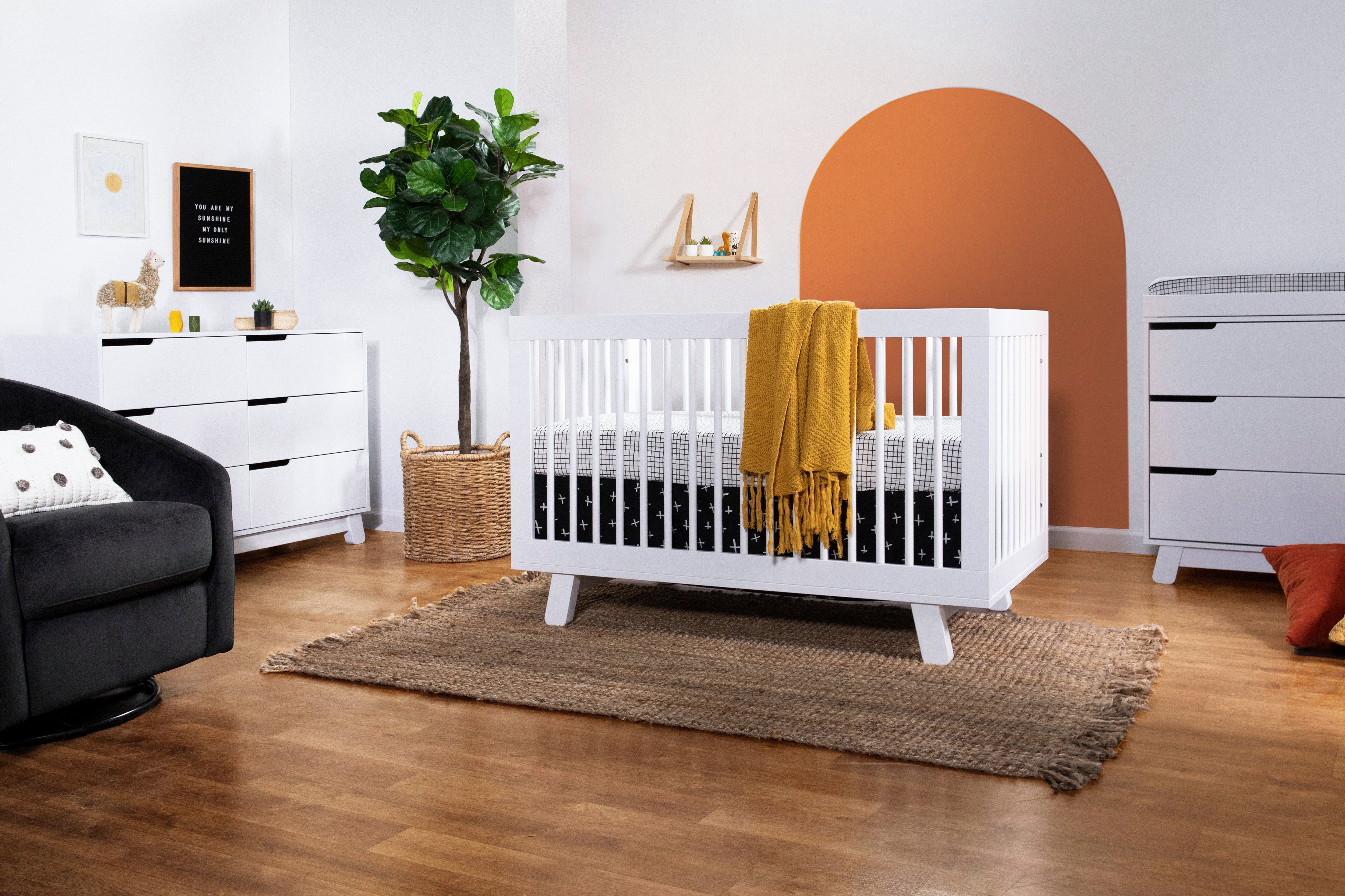 babyletto hudson crib white#color_white