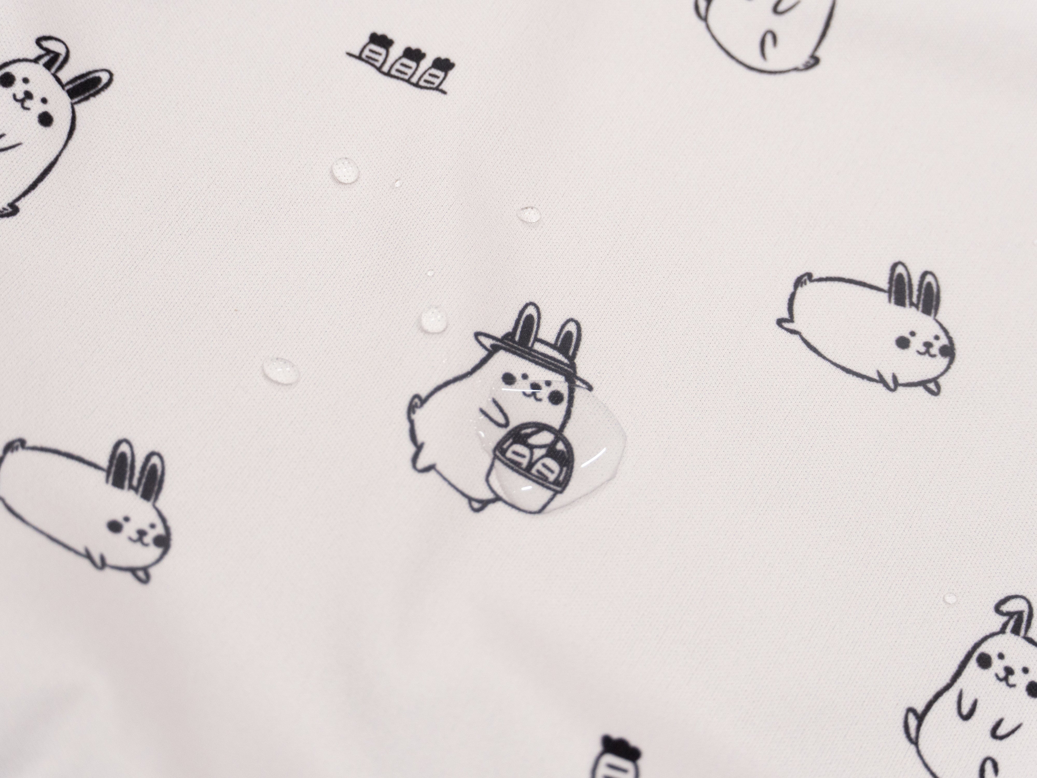 momo bunny slate wet bag close up on waterproof properties