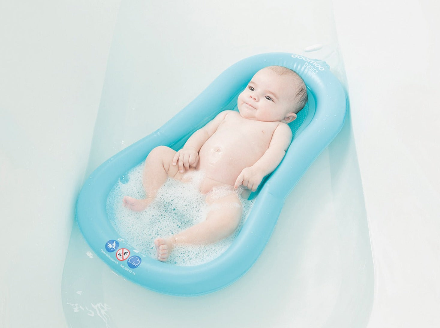 Doomoo Inflatable Travel Bath Mattress (0-5 months)
