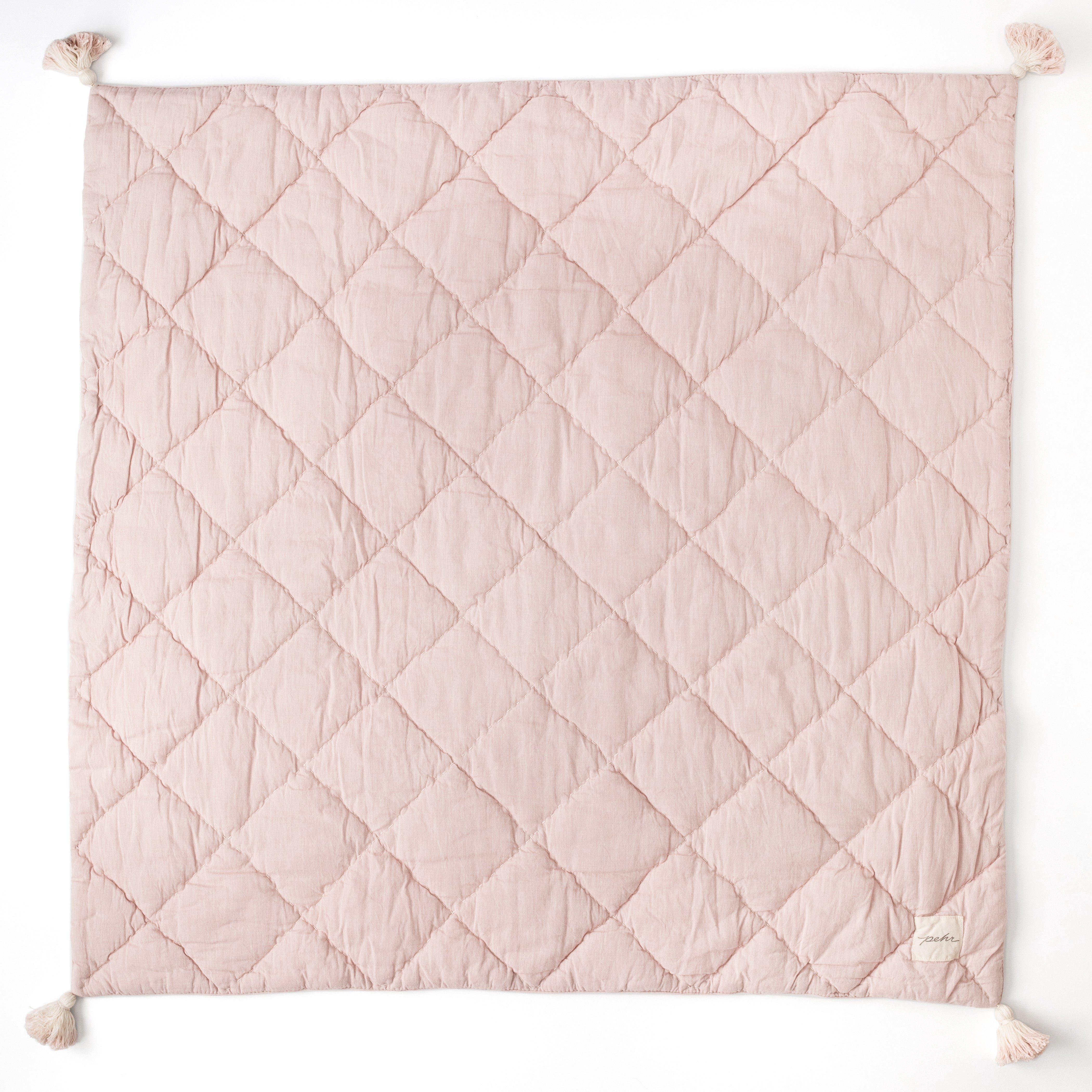 back design of pehr hatchling fawn blanket