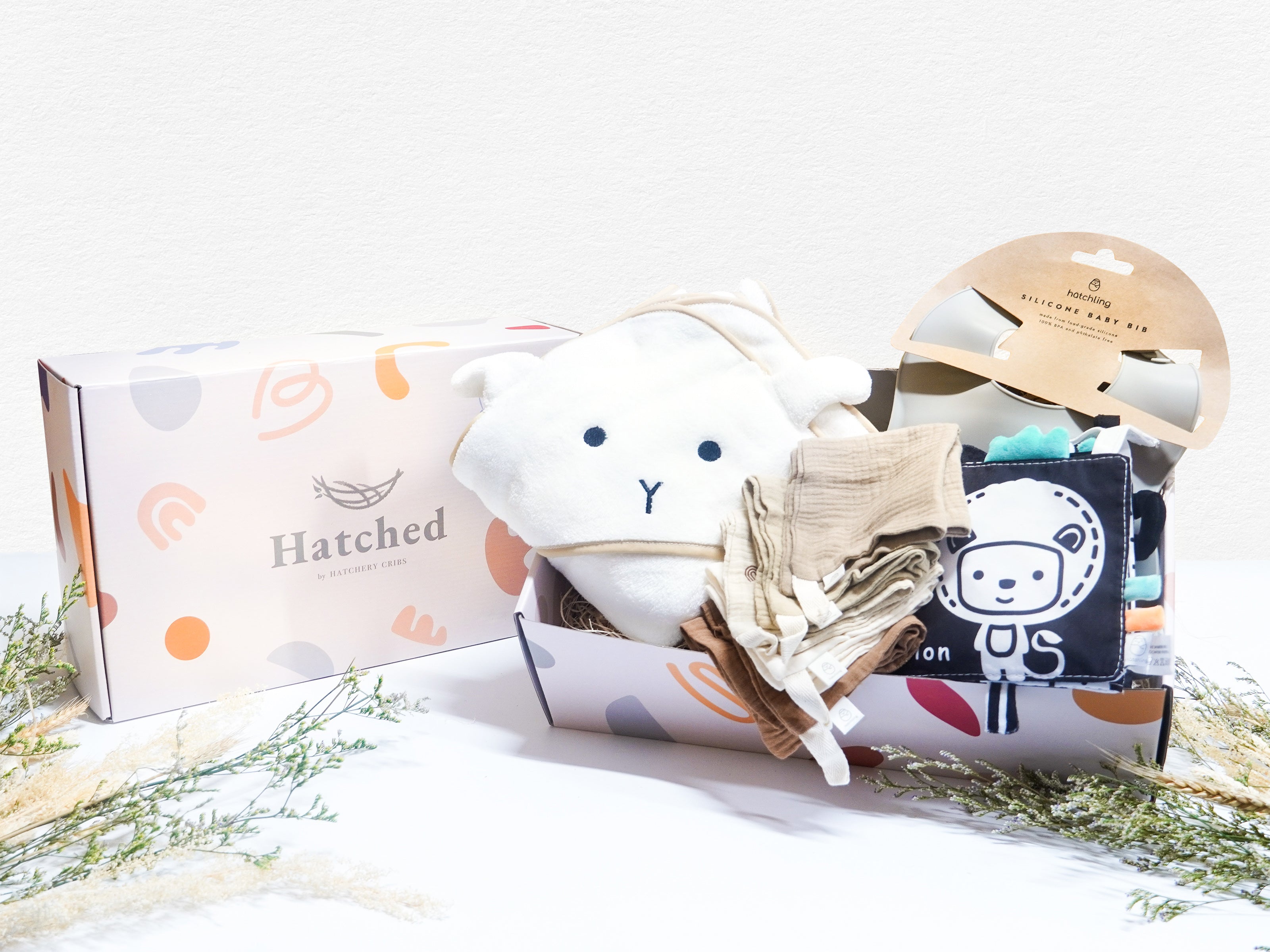 hello little bub gift set with hatched gift box