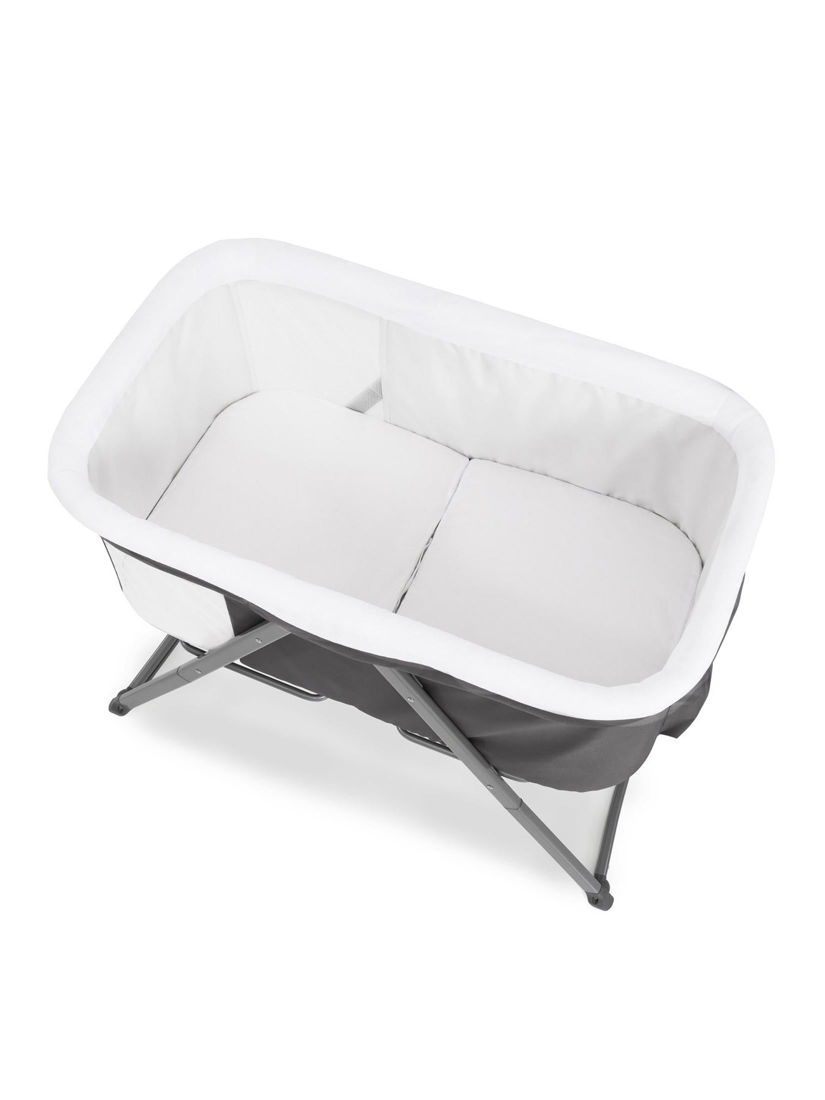 top down view of hauck dreamer bedside cot